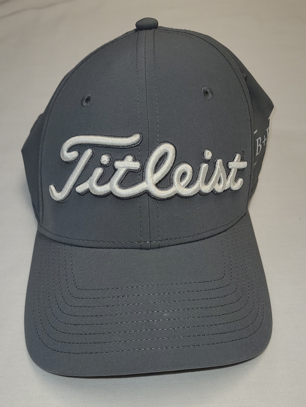 NWT Titleist Gray Golf Tour Performance Stretch Adjustable Cap Hat w/Raised Logo